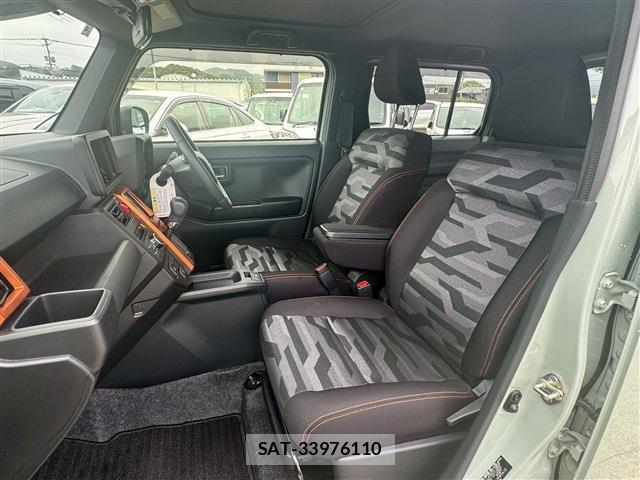 Daihatsu TAFT 2025-04 8072062-4