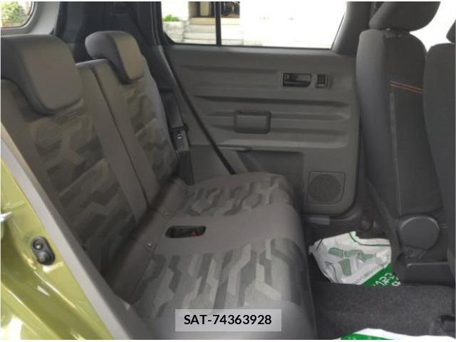 Daihatsu TAFT 2023-11 8072292-5