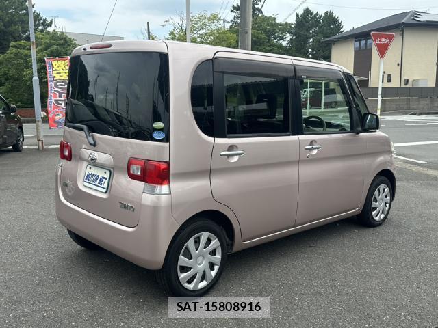 Daihatsu TANTO 2012-01 8070871-1
