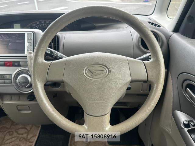 Daihatsu TANTO 2012-01 8070871-17