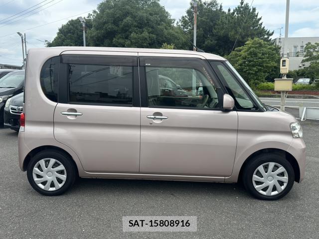 Daihatsu TANTO 2012-01 8070871-3