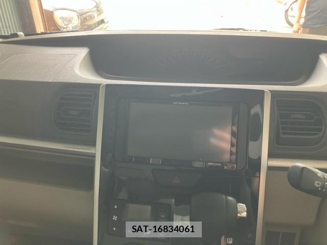 Daihatsu TANTO 2017-06 8071163-11