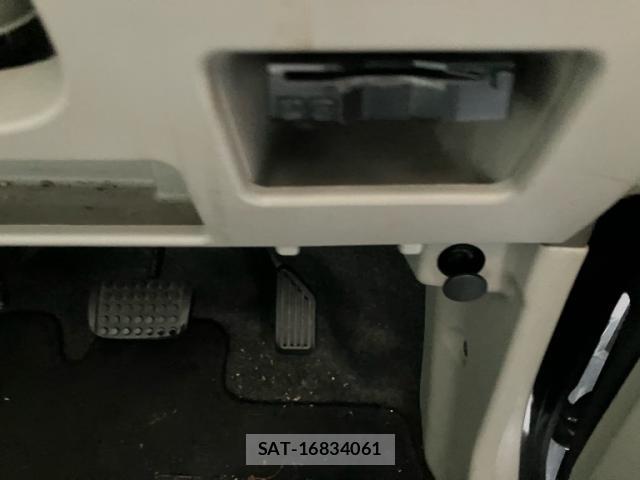 Daihatsu TANTO 2017-06 8071163-9