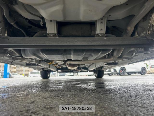 Daihatsu TANTO 2019-01 8071223-18