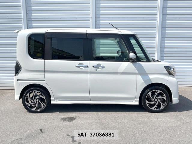 Daihatsu TANTO 2019-06 8071317-17
