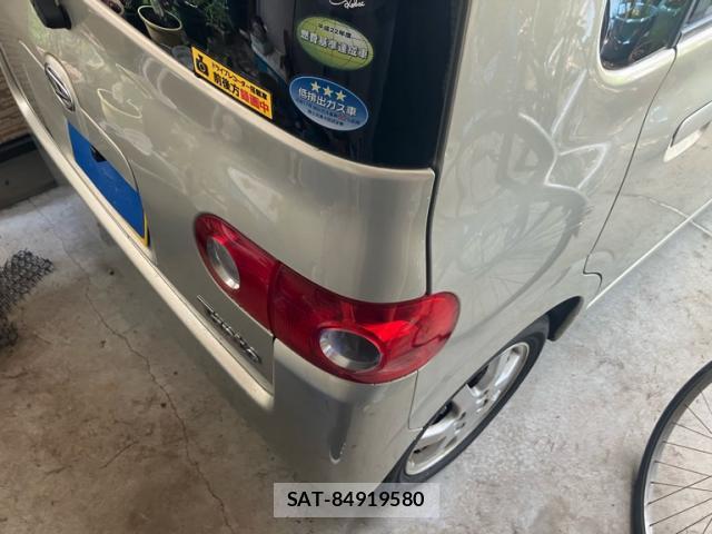 Daihatsu TANTO 2005-03 8071344-2