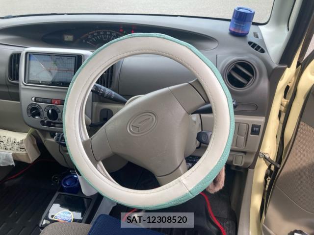 Daihatsu TANTO 2011-07 8071372-10