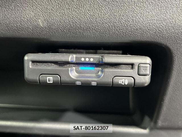 Daihatsu TANTO 2013-11 8071390-4