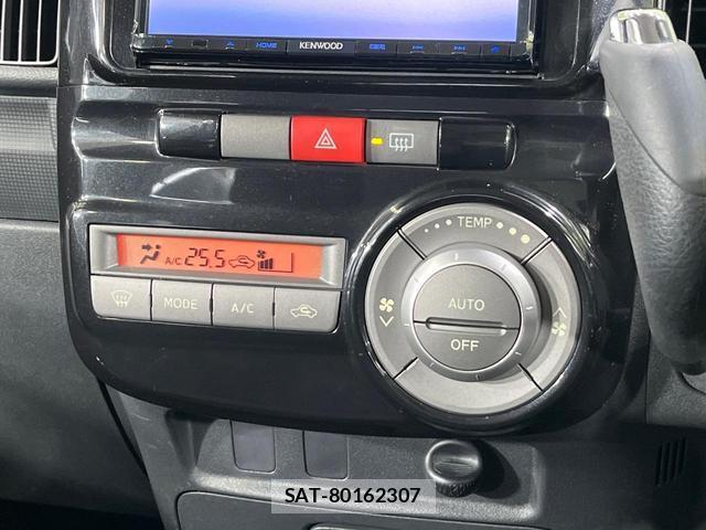 Daihatsu TANTO 2013-11 8071390-5