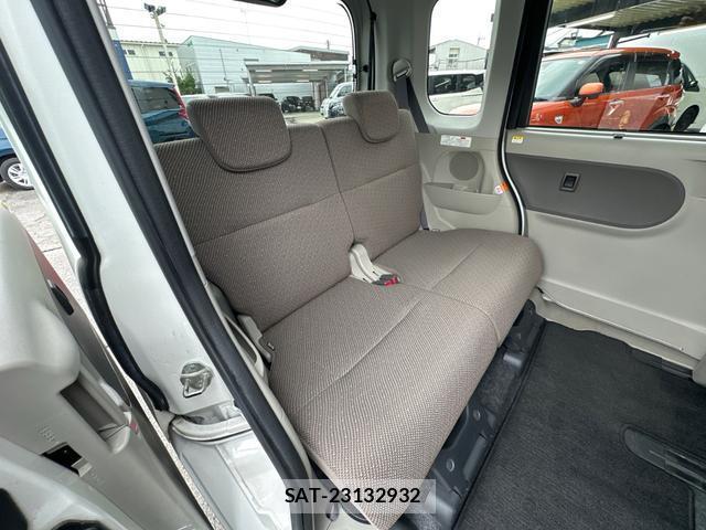 Daihatsu TANTO 2019-04 8071524-10