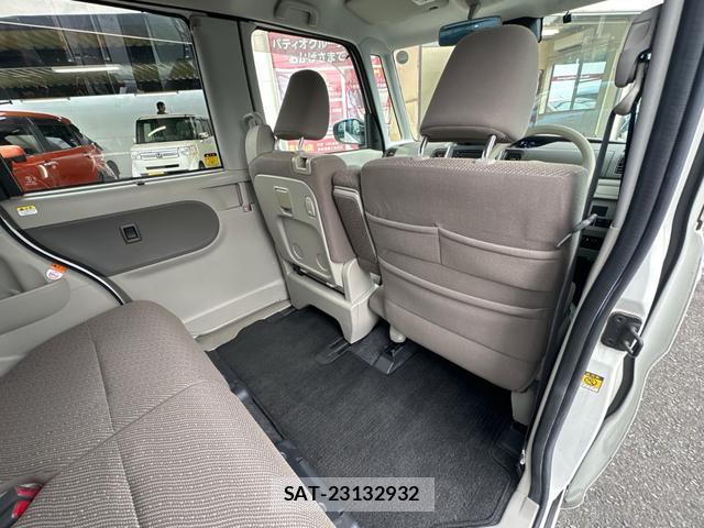 Daihatsu TANTO 2019-04 8071524-11