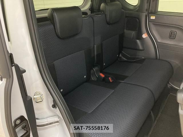 Daihatsu TANTO 2025-11 8071552-11