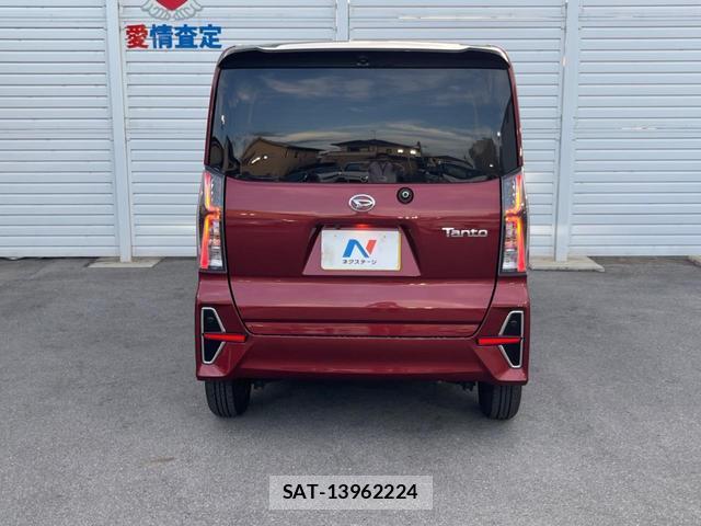 Daihatsu TANTO 2019-10 8071611-14