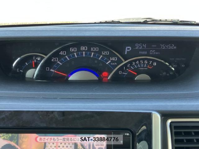 Daihatsu TANTO 2017-03 8054825-13