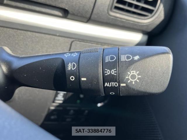 Daihatsu TANTO 2017-03 8054825-15