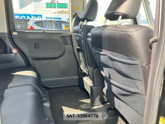 Daihatsu TANTO 2017-03 8054825-4