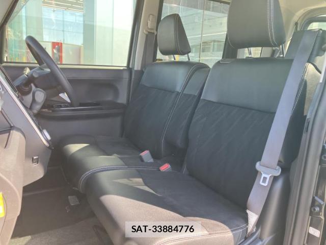 Daihatsu TANTO 2017-03 8054825-5
