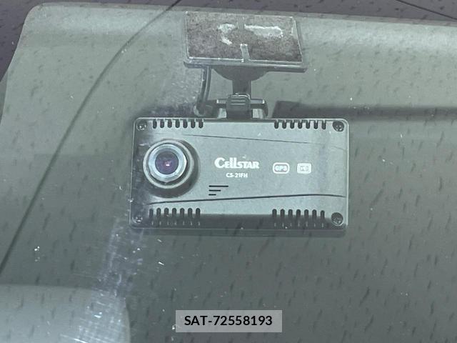 Daihatsu TANTO 2021-05 8072014-6