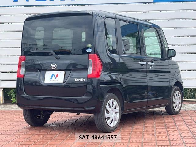 Daihatsu TANTO 2017-12 8072377-16
