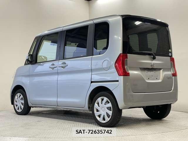 Daihatsu TANTO 2017-04 8072430-8