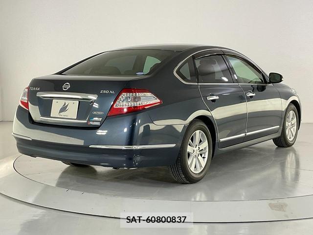 Nissan TEANA 2013-10 8072462-10