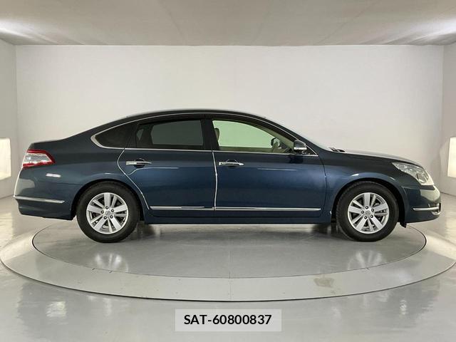 Nissan TEANA 2013-10 8072462-11