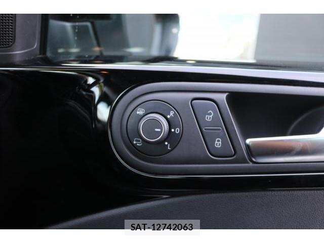 VolksWagen THE BEETLE 2019-06 8072411-11