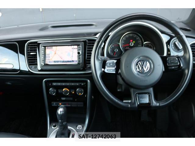 VolksWagen THE BEETLE 2019-06 8072411-2