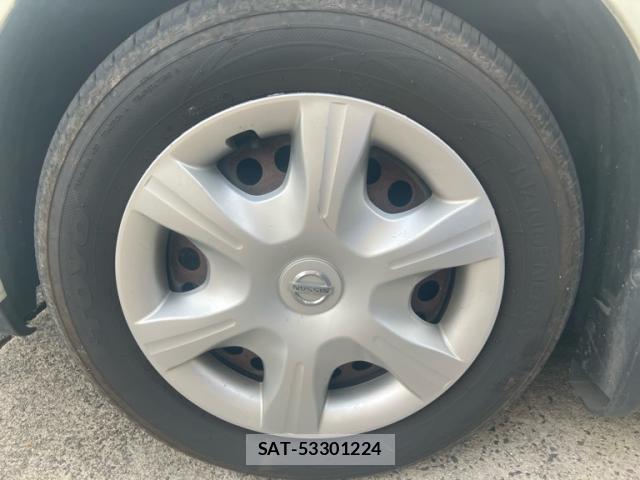 Nissan TIIDA 2010-09 8071295-12