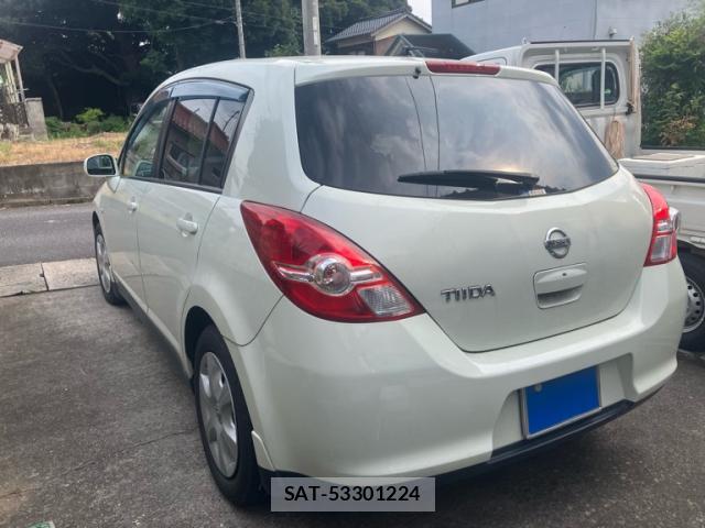 Nissan TIIDA 2010-09 8071295-5