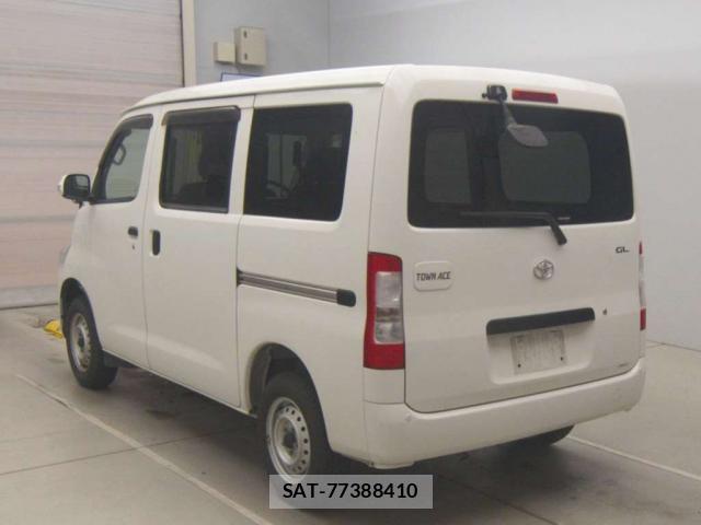 Toyota TOWNACE VAN 2021-07 8072058-3