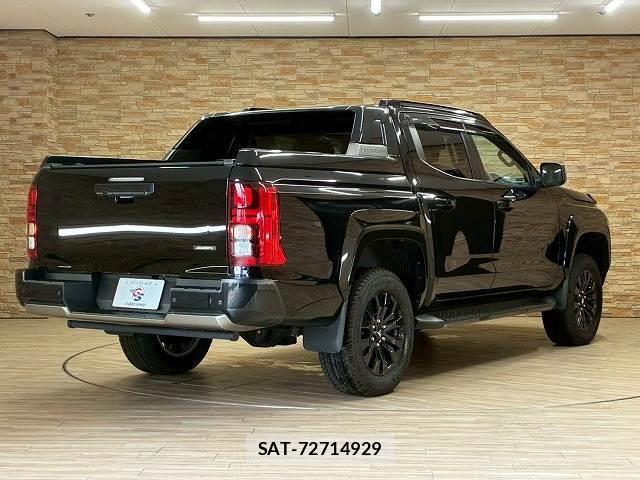 Mitsubishi TRITON 2024-08 8071122-15