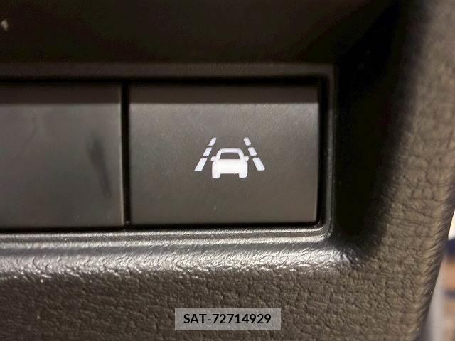 Mitsubishi TRITON 2024-08 8071122-8