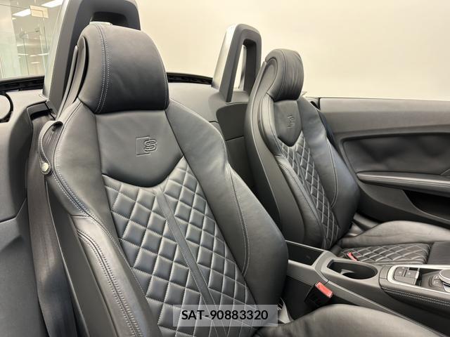 Audi TT ROADSTER 2015-09 8071751-3