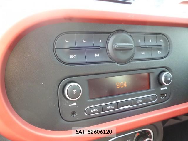 Renault TWINGO 2017-02 8070950-4