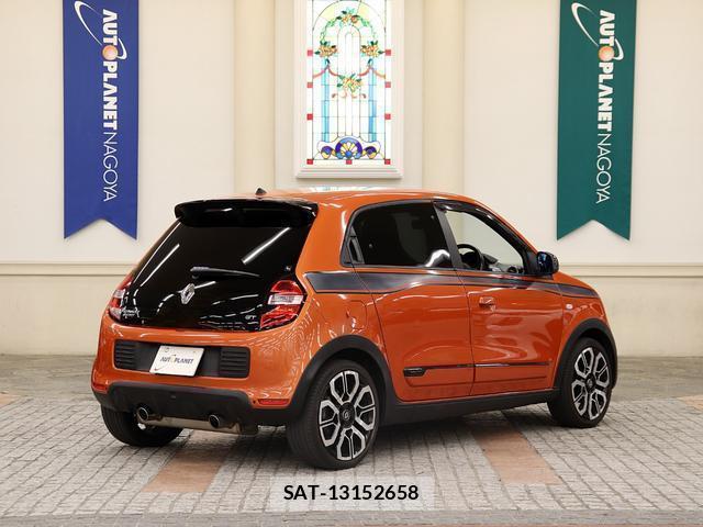 Renault TWINGO 2018-04 8072073-1