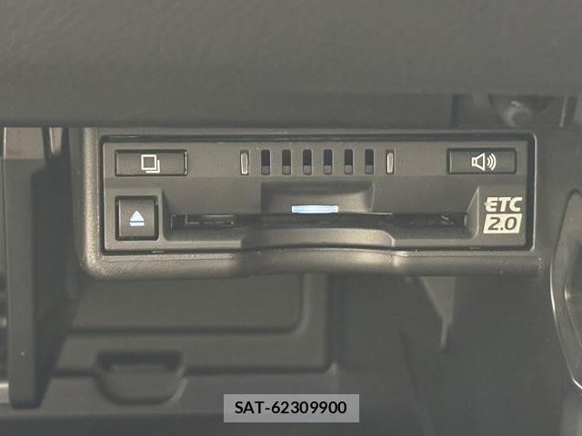 Lexus UX 2019-02 8071034-11