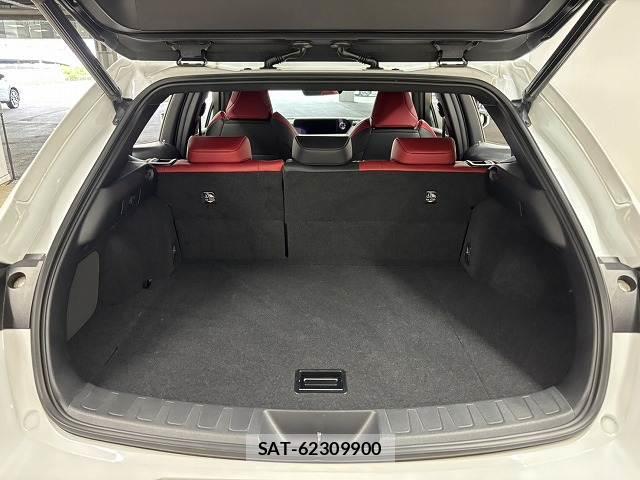 Lexus UX 2019-02 8071034-12