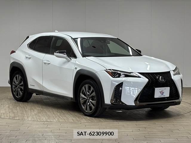 Lexus UX 2019-02 8071034-13