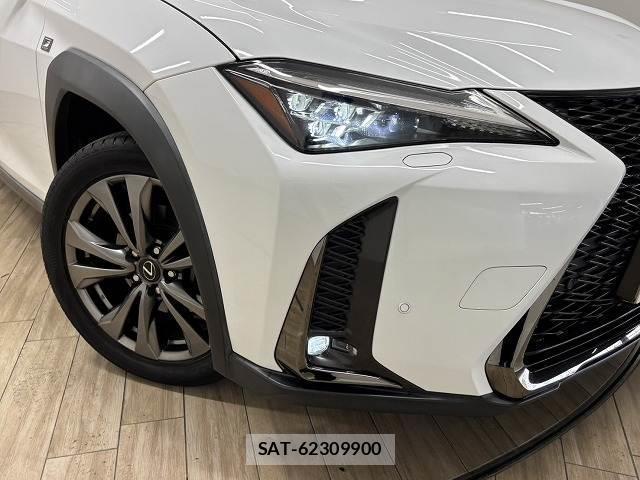 Lexus UX 2019-02 8071034-19
