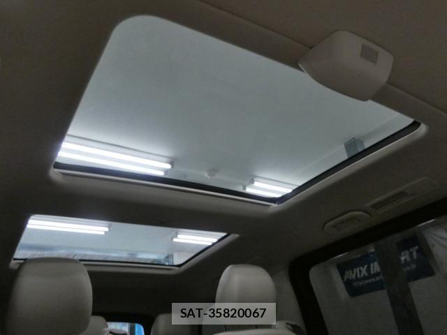 Mercedes Benz V-CLASS 2021-08 8071992-17