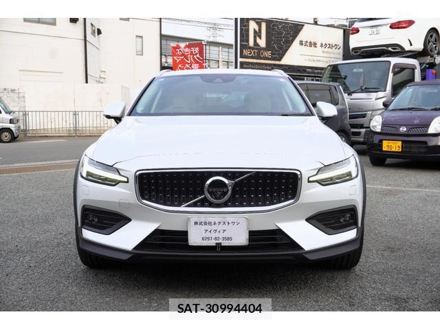 Volvo V60 2019-08 8071869-0