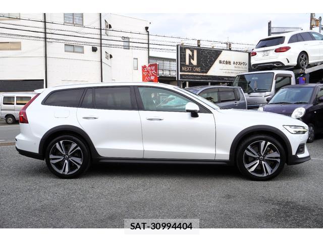 Volvo V60 2019-08 8071869-3