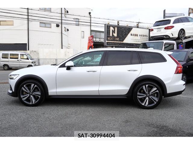 Volvo V60 2019-08 8071869-6