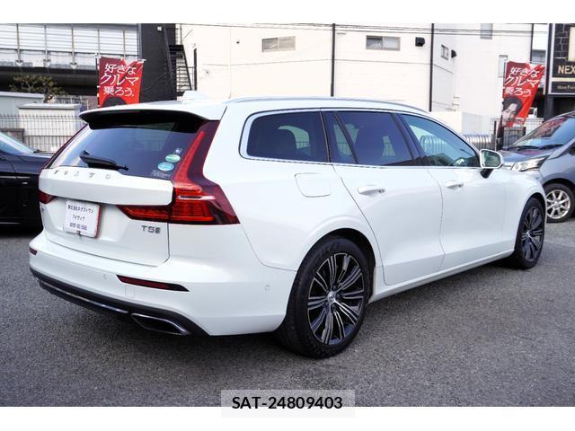 Volvo V60 2019-02 8071899-1