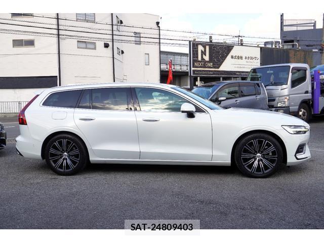 Volvo V60 2019-02 8071899-3