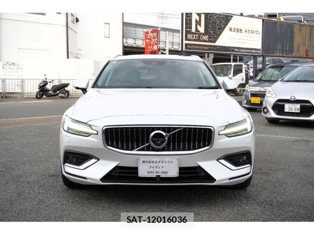 Volvo V60 2021-05 8071901-0