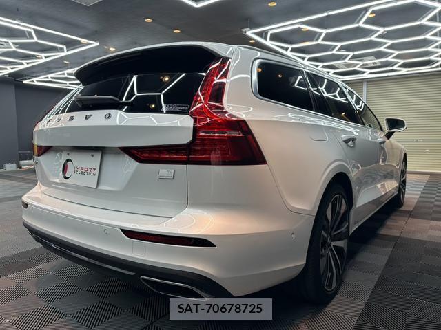 Volvo V60 2021-05 8072286-6