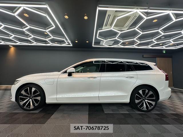 Volvo V60 2021-05 8072286-9