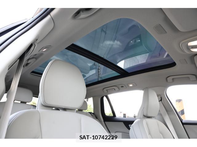 Volvo V60 2023-07 8072452-9